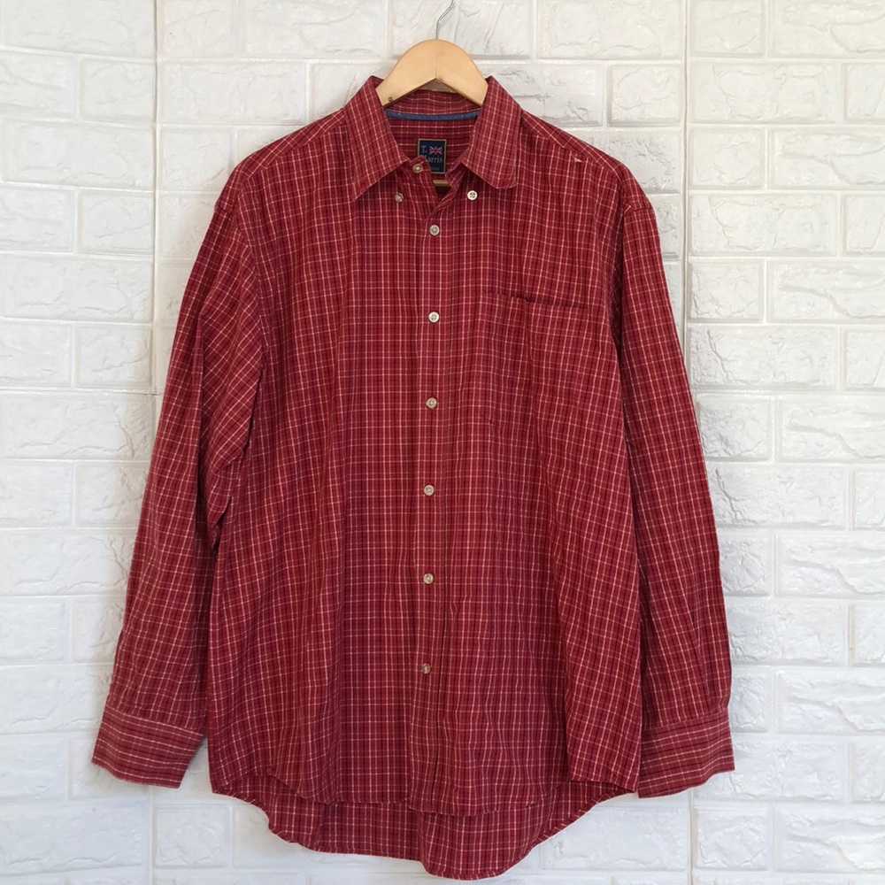 T. Harris London red plaid‎ button down